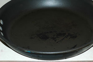 10 calphalon nonstick pan