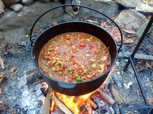 12 Quart Eject Iron Dutch Oven Pot Outdoor Kitchen Campfire Cookware Camp.
