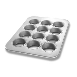large non stick muffin pan