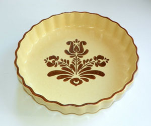 deep dish ceramic pie plate